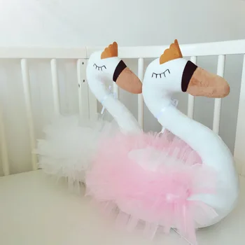Ins Nordic Красив лебед Плюшени играчки за декорация на детска стая Детска възглавница кукла подпори за заснемането на Детски рожден Ден