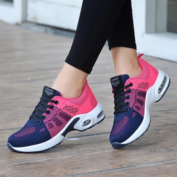 Модни дамски обувки с дишаща мрежа, лека спортни обувки за улицата, на ежедневните пешеходни маратонки дантела, дамски обувки на плоска подметка