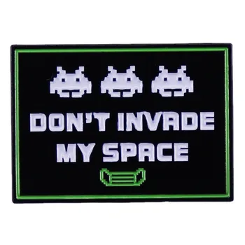 Не вторгайтесь в моето пространство, контакти STG Space Invaders, Метална брошка, Икона, Модни Бижута, раница, аксесоари, Подаръци