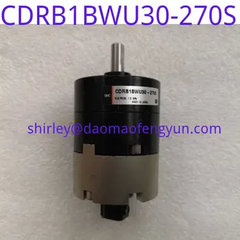 Се използва оригиналният въртящ се цилиндър CDRB1BWU30-270S